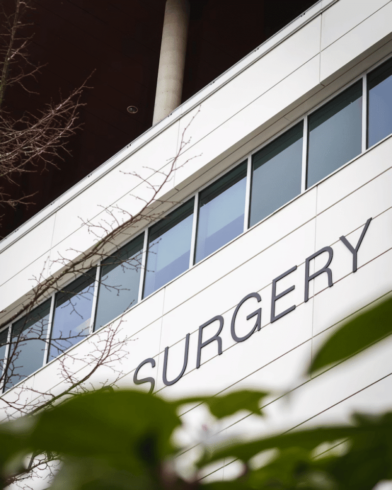 Surgical-Wing-Windows