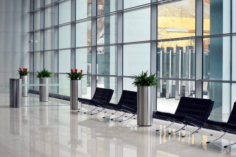 inside-business-center-1499607